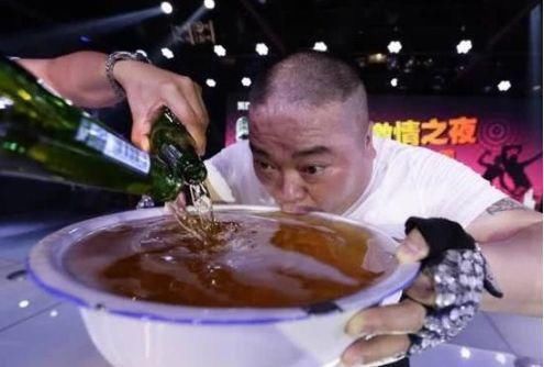 白开水|酒精最怕的“解药”,并非牛奶,而是毫不起眼的“它”,后悔知道太晚