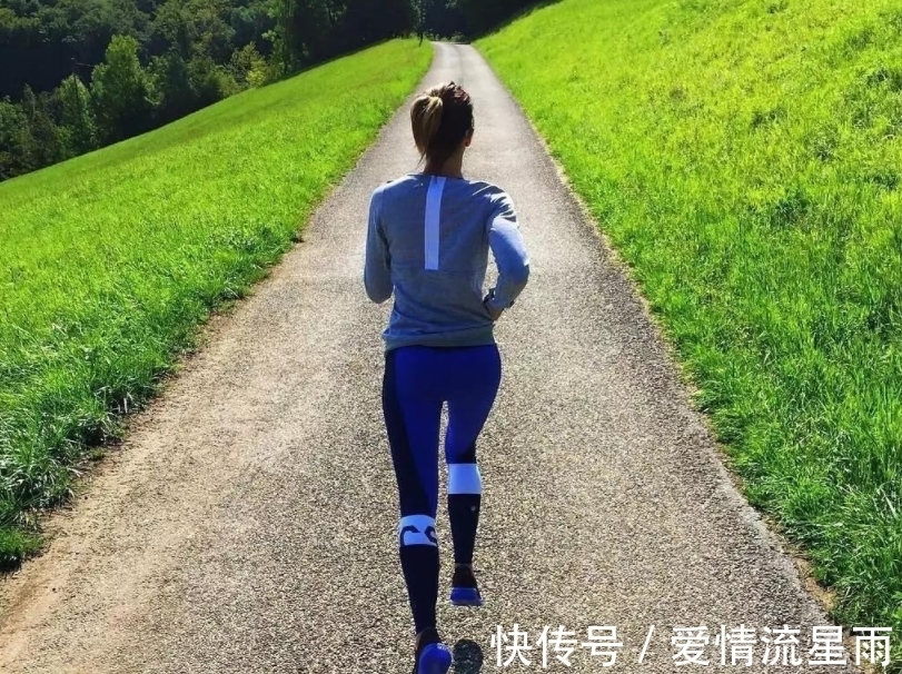 我一个人|凌晨时分,不听丈夫劝阻的我坚持晨跑,然而,却遭遇了意外