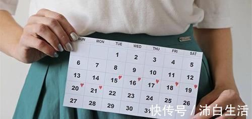 睡眠质量|女性绝经前后,坚持做五件事,缓解不适症状,舒舒服服度过更年期