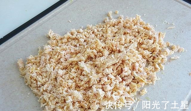 冬天吃饺子,不能错过这馅,掌握一个小窍门,营养鲜香,越吃越爱!