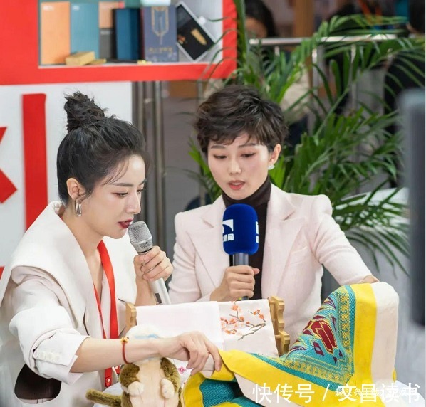 丁真@文化输出才是真顶流!李子柒穿中式长裙,“丁真的世界”让人向往