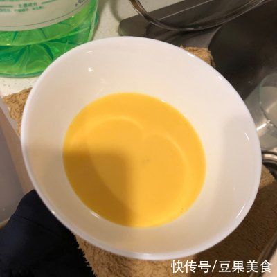 甜品|简单的甜品-漏奶华