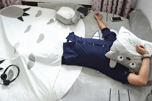 男子|40岁中年男子,每天坚持夜跑4公里,2年之后,他得到了什么?