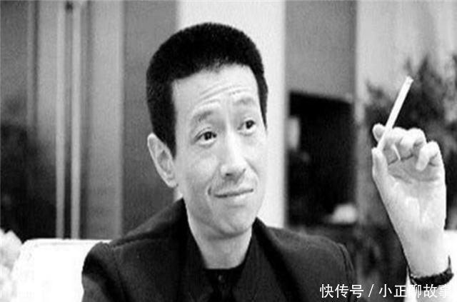 他拍下2.7亿兽首,无偿归还给中国,后来才知道:他赖账没付钱