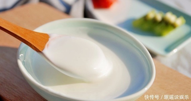 热量|牛奶和酸奶哪个对身体更好或许看完之后，你就知道该如何选择了