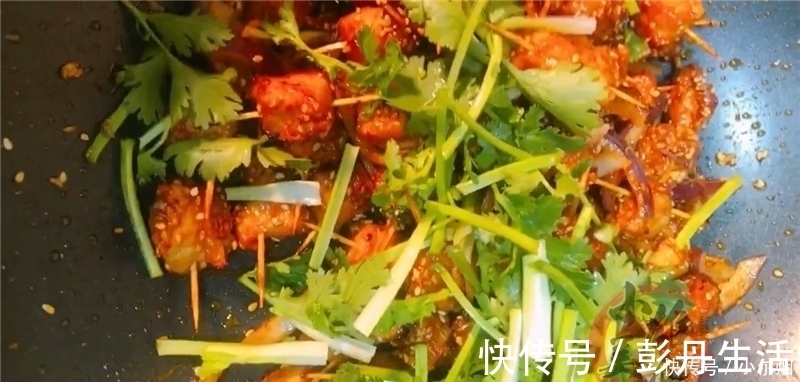 猪肉不要只会炒着吃,大厨教你特色做法,一顿3斤不够吃