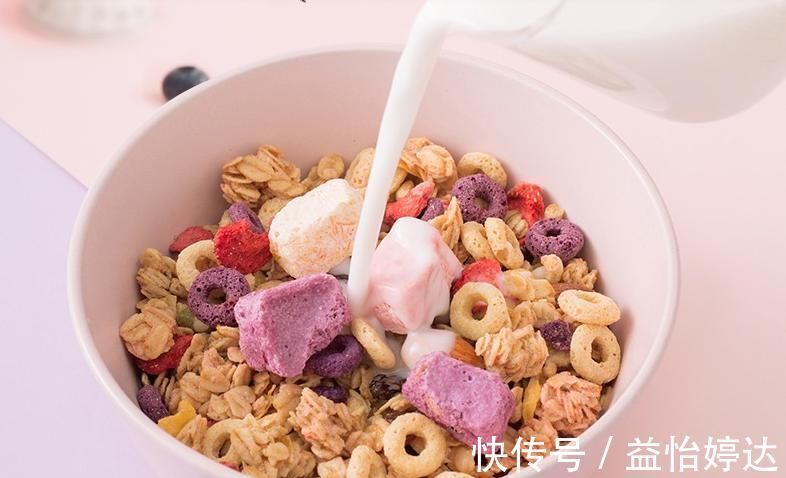 黑芝麻|经常吃燕麦粥有这几样明显的变化皮肤变白，便秘消失，肠道干净