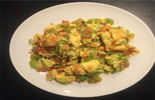 鸡蛋和它是绝配，隔三差五做一盘，小肚子不见了，S腰露出来