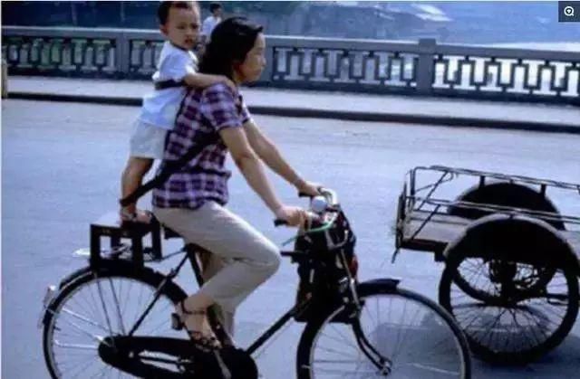 中国历史老照片|1985年中国老照片：图2风靡一时，图5很尴尬，图10很黑科技！