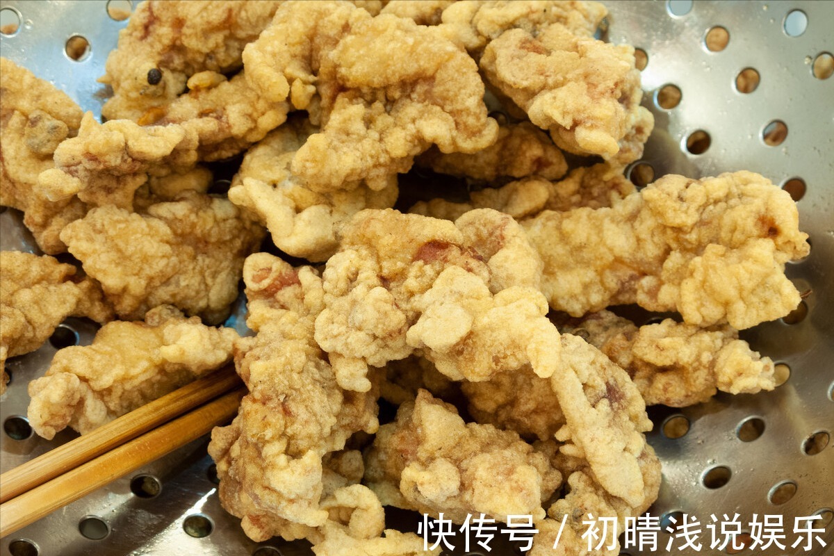 小酥肉|炸酥肉,用淀粉还是面粉?大厨教你一招,外酥里嫩,酥脆不回软