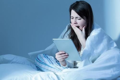 改善失眠的40个小妙招（睡觉、食物、运动、环境，总有一个有效）