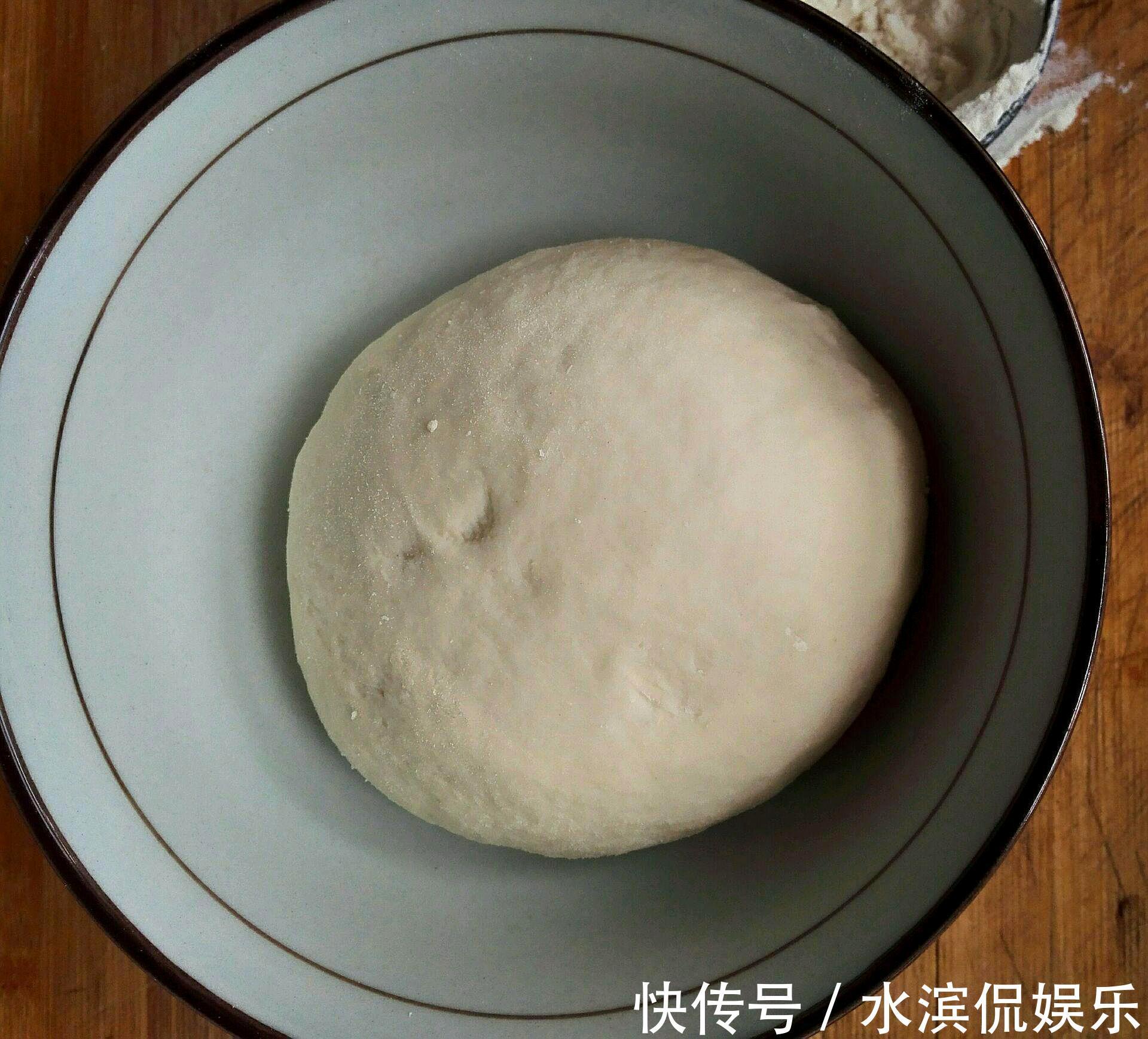 祭祀|冷天蒸馒头时,用冷水还是热水牢记4点,馒头蓬松暄软不回缩