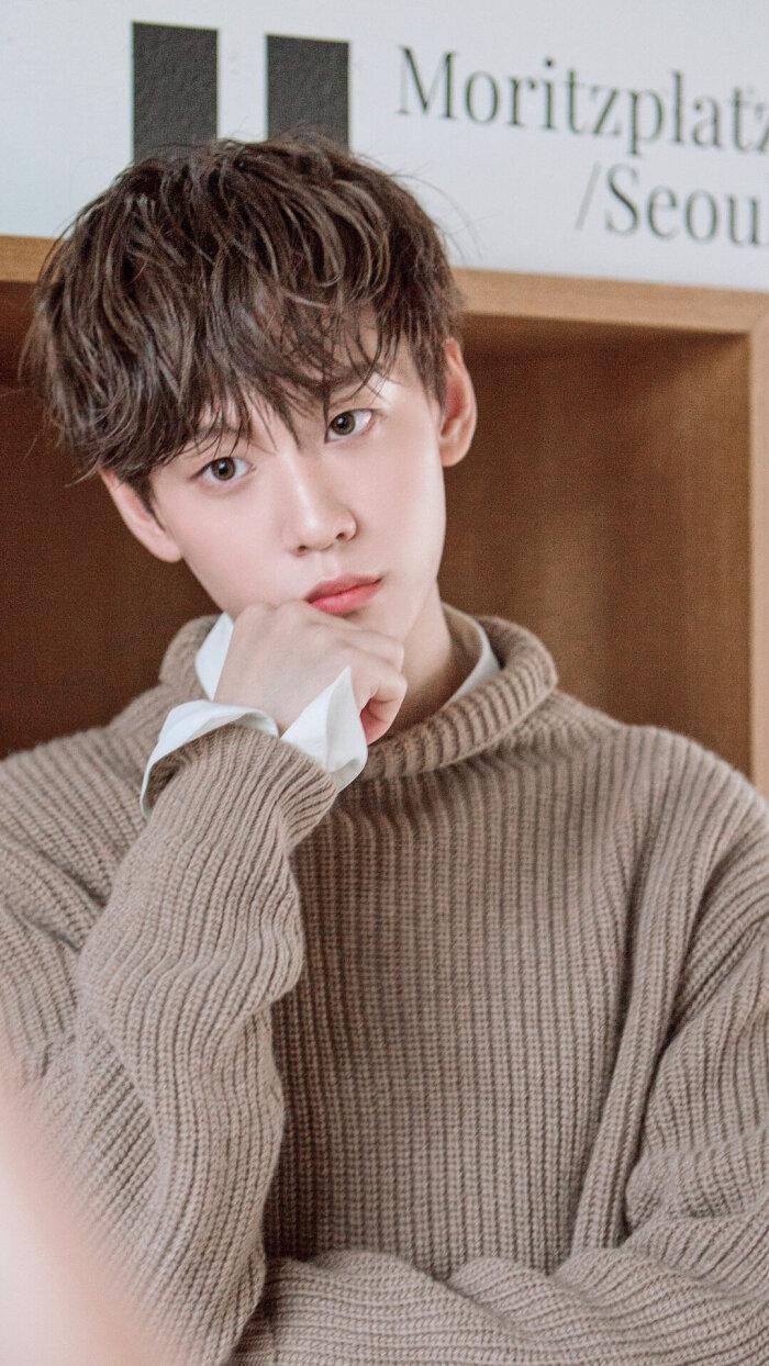 余景天宣布退赛,投票通道也已关闭,中心位拱手让给罗一舟!