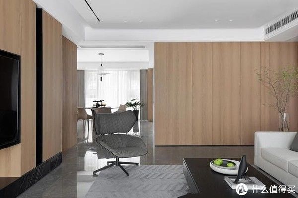 楼梯|她家客厅太好看了，一进门就被美到，喜欢这样简单不花哨的装修