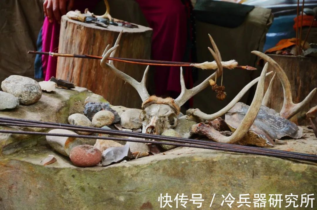 陶寺遗址&为何说古代打仗,箭如雨下很少出现?这个史前10000年就出现的工具是关键