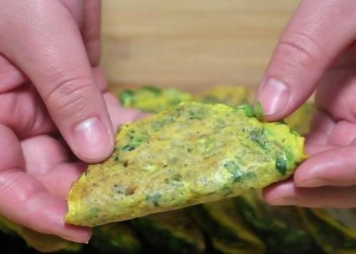 韭菜|不用和面的韭菜盒子,简单好吃,营养美味,15分钟品尝家常美味