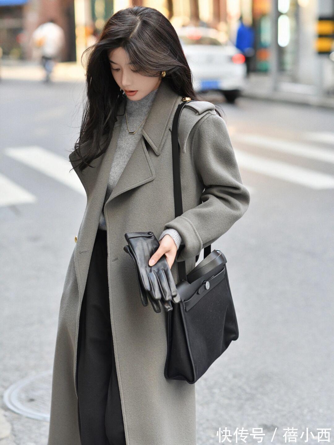 围巾|今年穿“大衣”才最in,内搭毛衣时髦优雅、下搭牛仔裤高级洋气