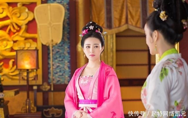 刘娥|太后临死前,数次拉扯身上衣服,皇帝知道真相,连忙让人给脱了