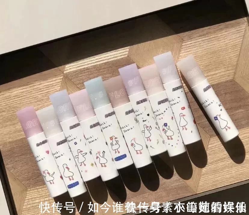 你想要的雾面哑光妆效,一支唇泥就能帮你实现