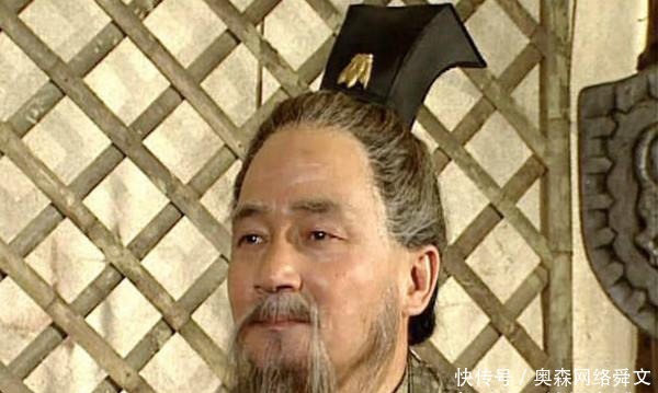 成语|周瑜首创一成语,指出曹操致命弱点,刘备依然忐忑不安