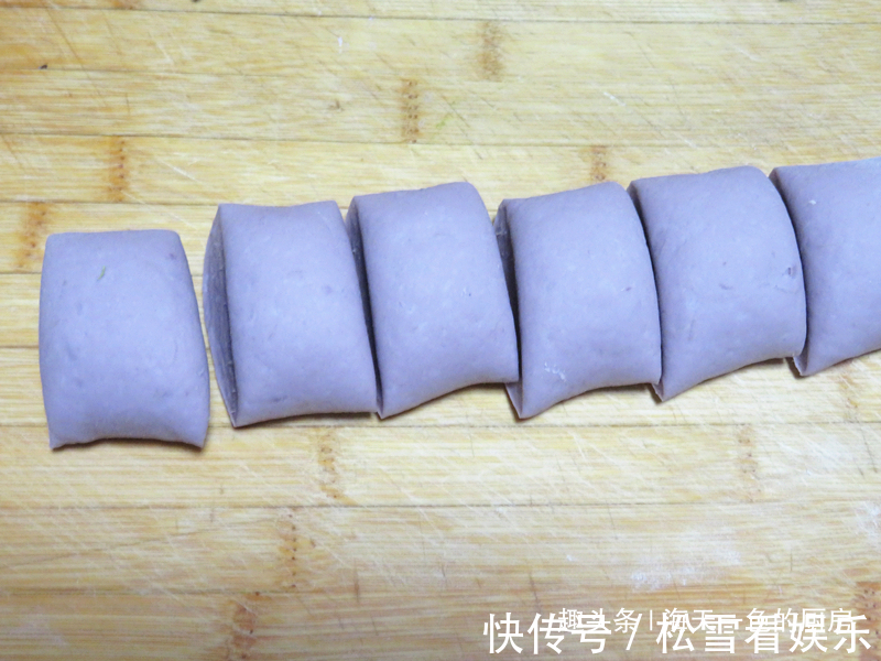 花青素|馒头中加入它,香甜有营养,常吃可以清除肠道垃圾,快收藏