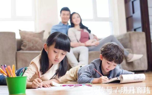 珍惜|10岁男孩“自助式”生活火了，刷碗挣钱吃饭，早起父母就“失踪”