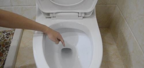 小常识|这4种马桶再便宜都不能买,别不当个事,等吃亏就晚了,都看看吧