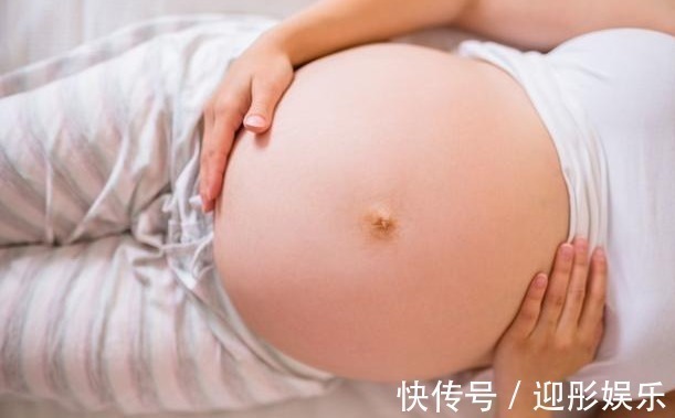孩子|21岁意外怀孕“双胞胎”,婆婆坚持让生,孩子出生后全家激动笑哭