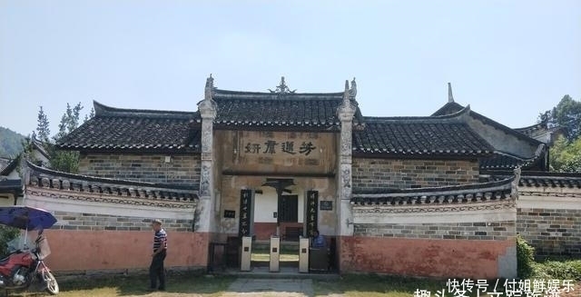 洋务运动|“半个圣人”曾国藩,他的最高官位相当于今天的什么职位呢?