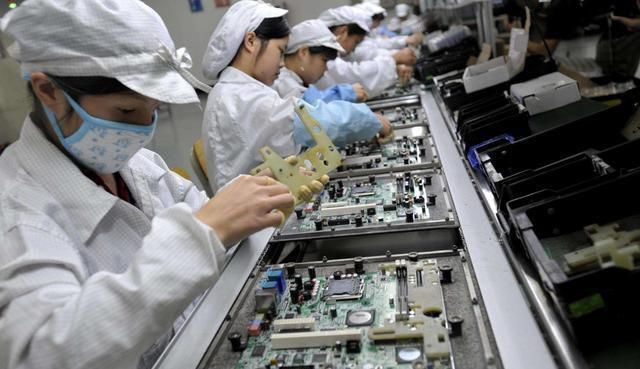 中国市场|接连展开行动苹果三大代工厂投资印度9亿美元,富士康率先行动