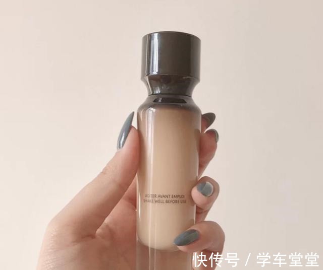 色号 YSL圣罗兰的粉底液B10好用吗!