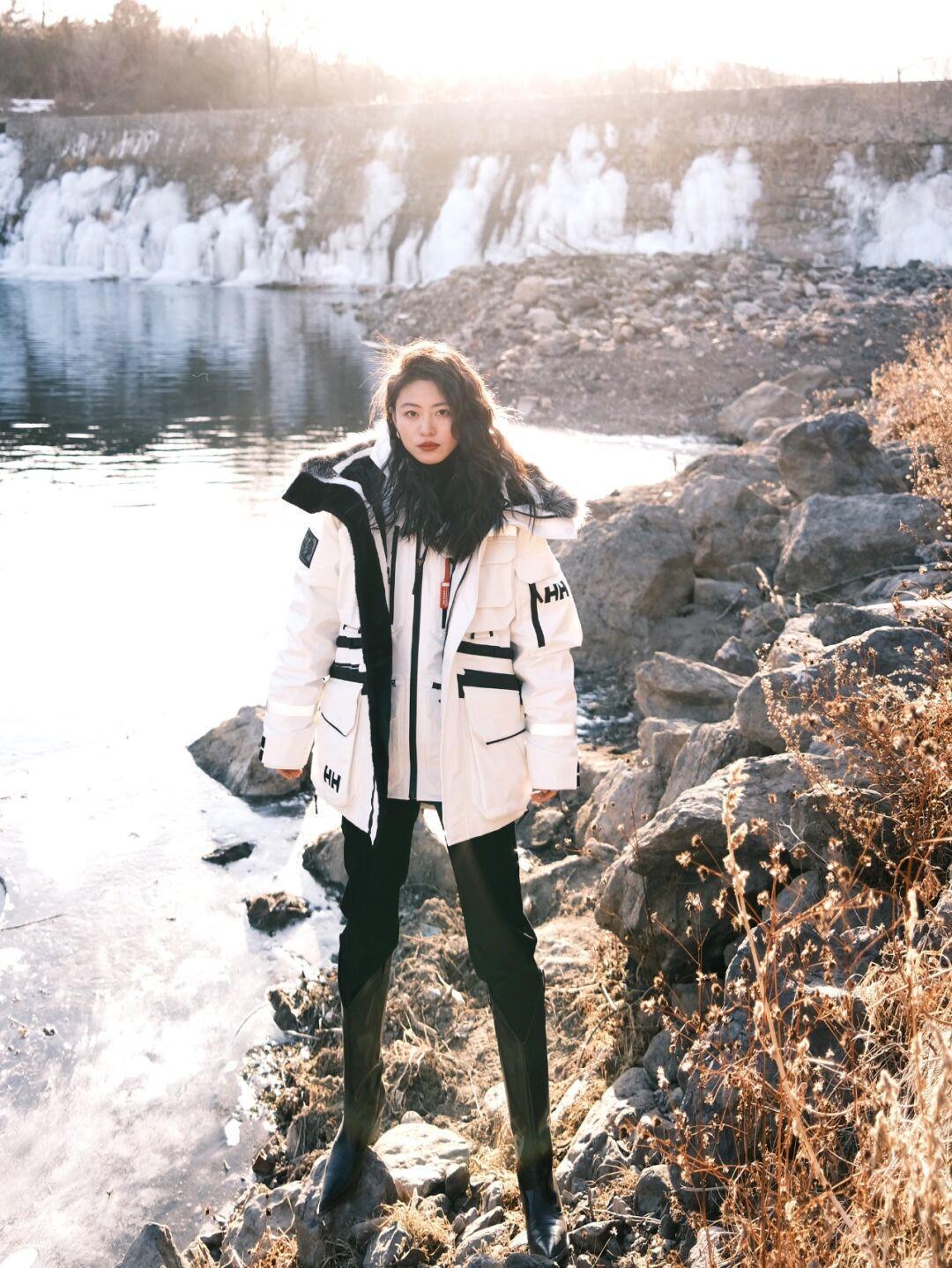 穿搭 冬天怎么穿保暖又洋气?或许你差一件“羽绒服”,优雅体面还显瘦