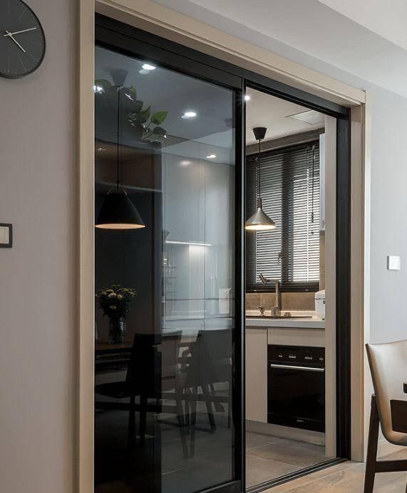 柜子|老公非在餐厅打一排柜子,空间一下多出好几平,邻居立马学走了