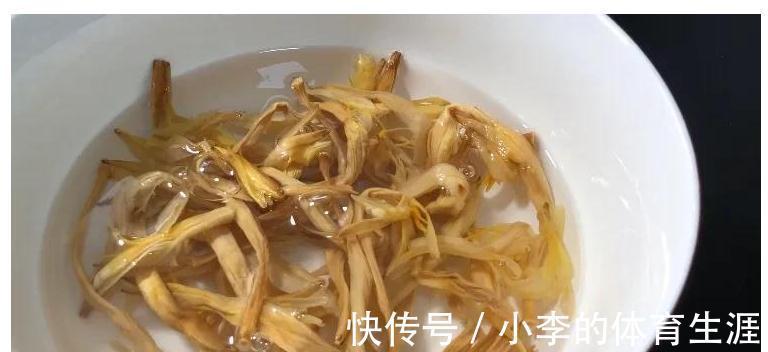 黄花菜|孩子容易烦躁爱发脾气，多炖这道汤给他喝，清心除烦，清润好喝