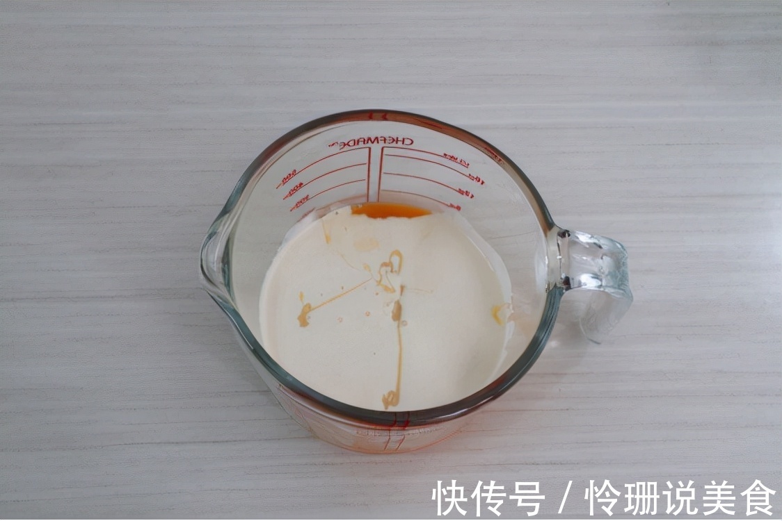 做法简单的布丁塔,这样做外酥里嫩,表面的焦斑很是诱人!