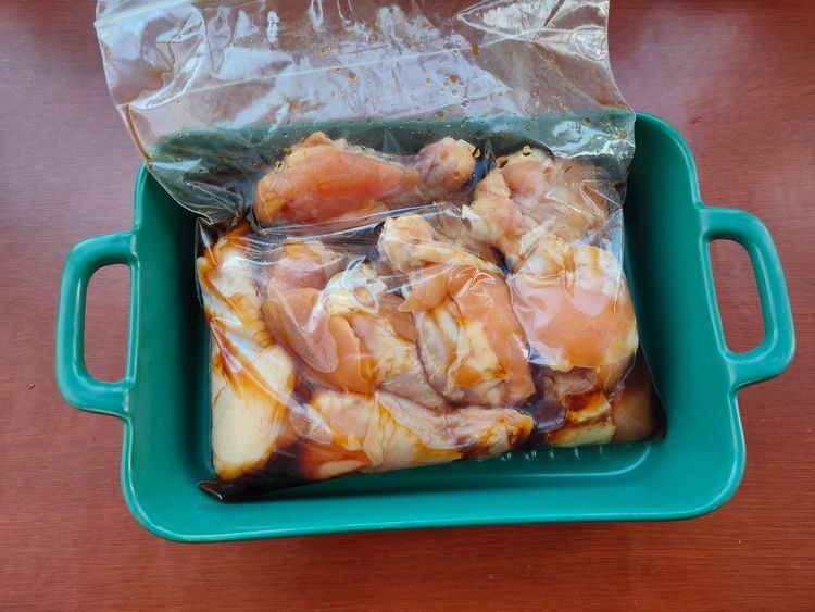 自制照烧鸡翅根，方法简单，满满的日式风味，孩子很喜欢吃