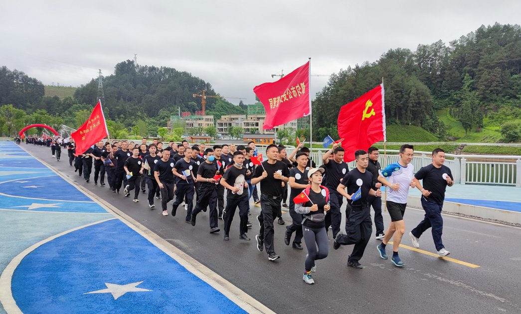 中国警察网|“警员041012，申请归队！”