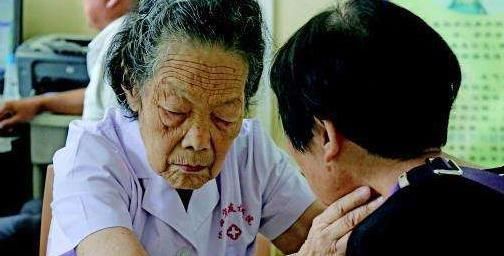 饥饿|中医科学院教授失眠不用愁,睡前做好1事,调阴阳,宁心神,一觉到天亮