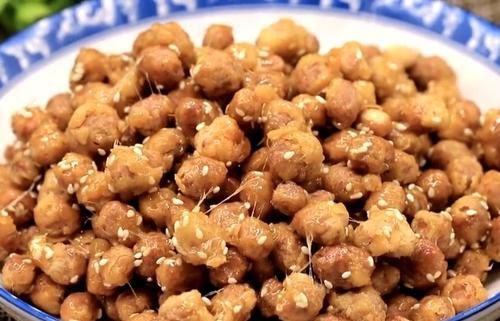 咬一口满嘴香，实为几道很好的下酒下饭菜，家人吃得津津有味！