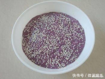 好吃应季的糕点,又有营养又健康,教你做一款鸡蛋紫薯蒸糕