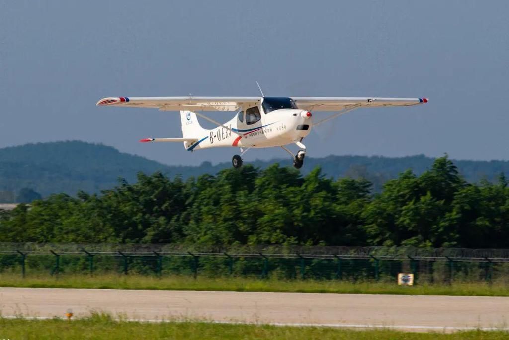 “鲲鹏”“鲲龙”“领雁”被人民日报点名：太会起名了！