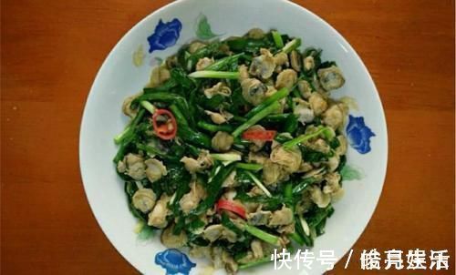 韭菜和它是绝配,简单炒一炒,营养极高,补钙质,比猪肉还美味