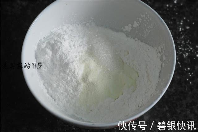 糯米|包子馒头太麻烦,我最爱吃此物,5分钟上桌,喷香热乎超过瘾