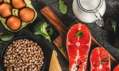 维生素打完新冠疫苗有些不舒服?看完就知道怎么办