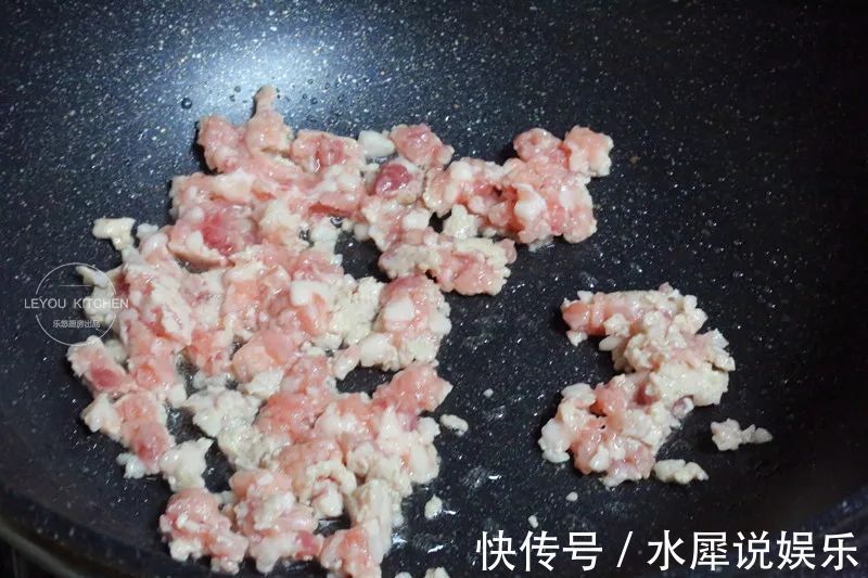 10分钟早餐面，肉末和面条的搭配，好吃到连汤都不想剩下