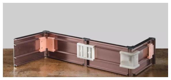 实用|头次见有钱人家装这种踢脚线,不得不感叹太聪明了,省钱又实用