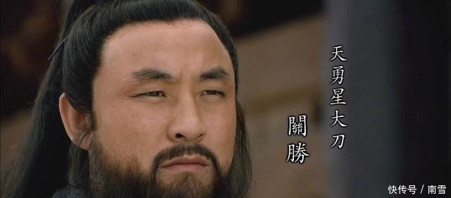 他的武功比武松还高,可秒杀林冲,却因宋江一句话,被林冲看不起