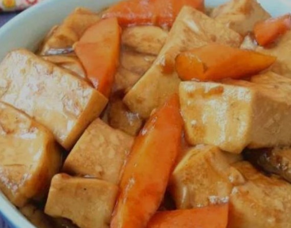 胡蘿卜和此物一起炒,女性常吃,子宮越來越干凈,不想顯老可試試