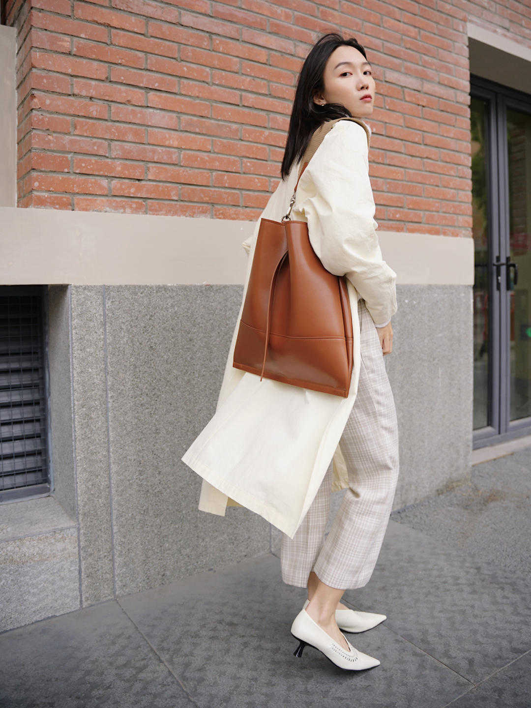 穿搭|秋天风头不减的风衣,里面搭配这几款,时髦又百搭