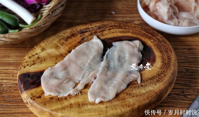 比猪肉牛肉还便宜,很多人忽略了它的存在,其实它蛋白质含量最高